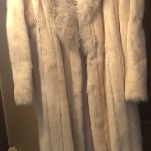 White Long Woman’s Mink Coat